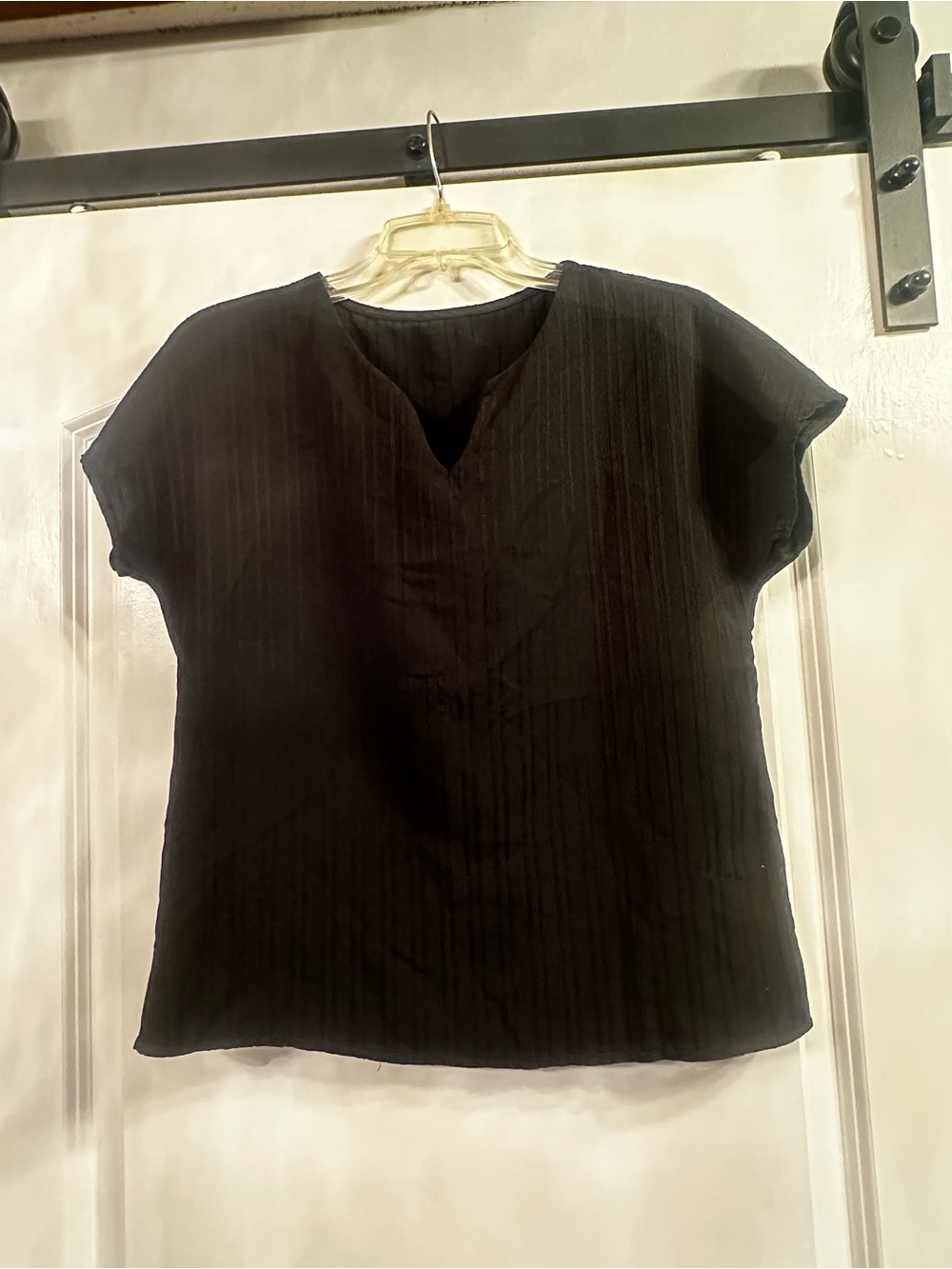 Black Short Sleeve Notch Neck Women's Top